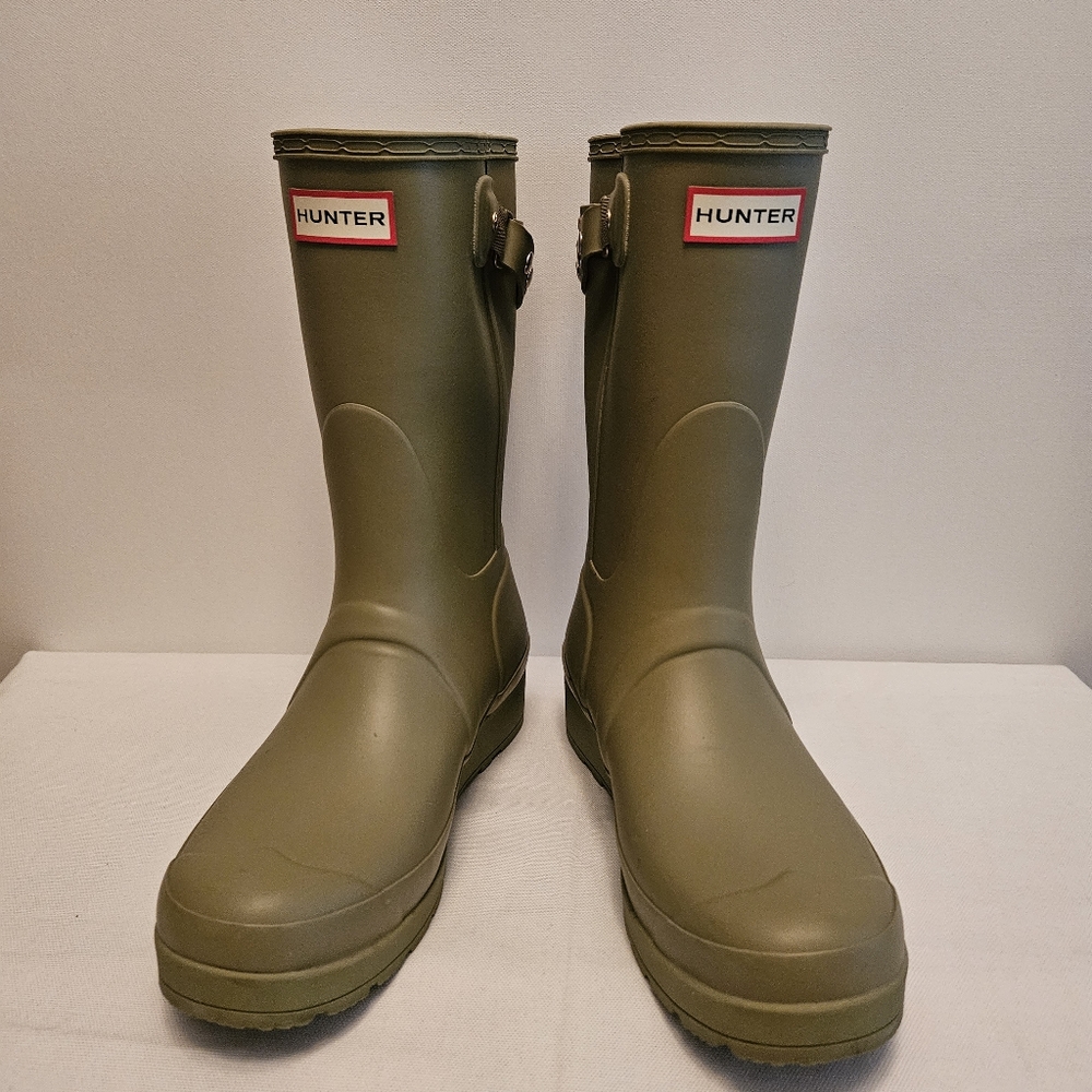 HUNTER Original Studded-Strap Short Wedge Rain Boots - Size 8 - Lt Olive Green